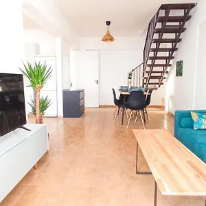  Kwatera prywatna Luxury Private -sea View, Netflix, Gym- 5 Min From Beach! - Private In Shared Cypr