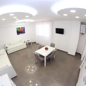  Apartamento Mondo Suites Apartments